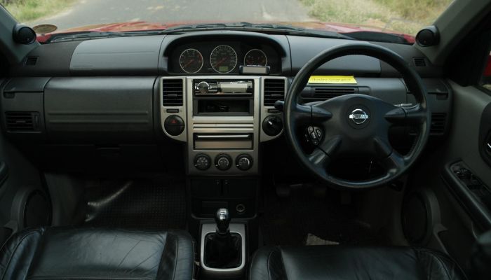 Nissan X-trail Interior