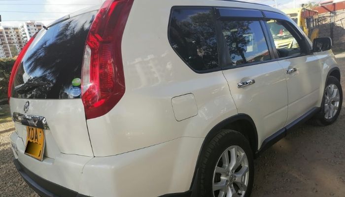 Nissan X-trail for Hire